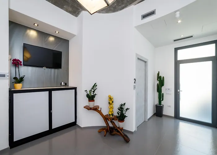 Poettos Heart - Κάλιαρι